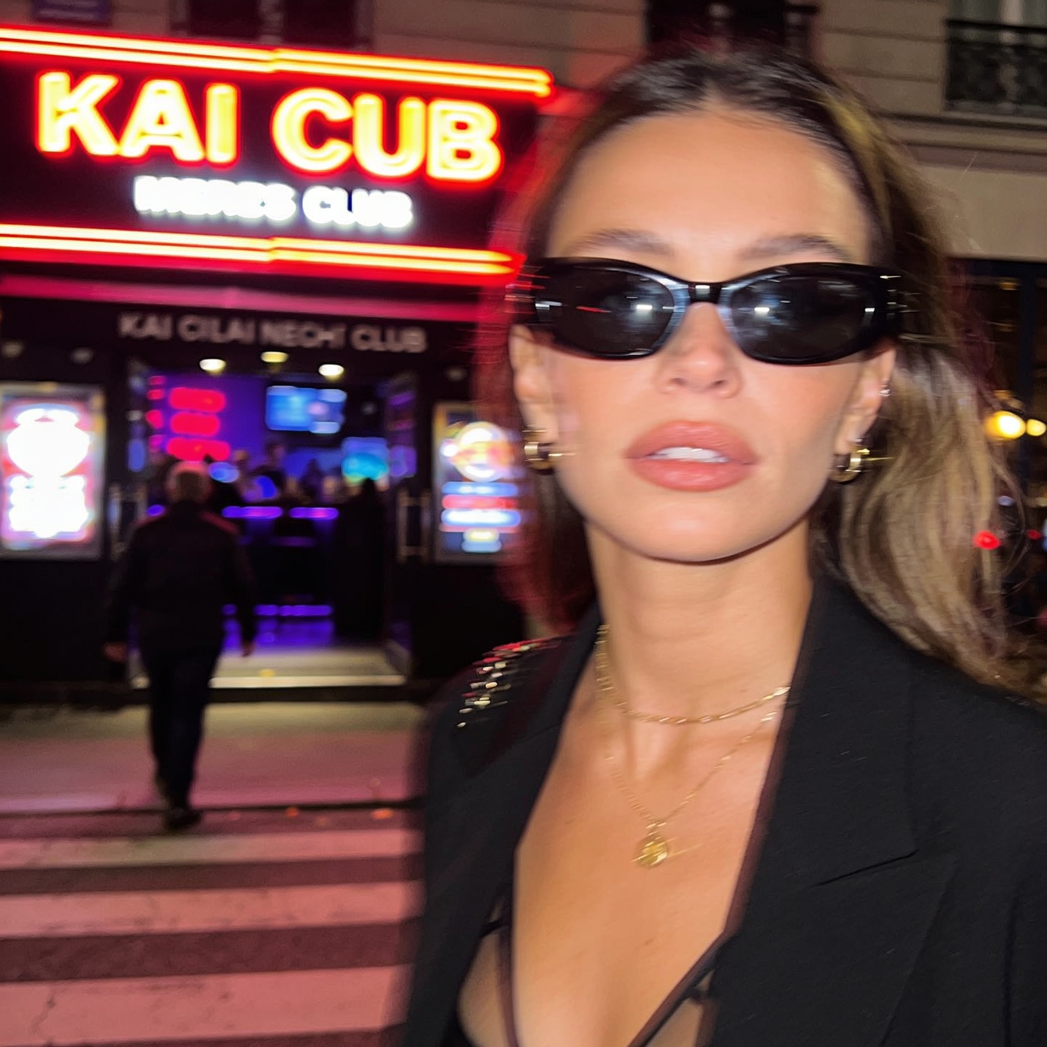 Ivana Milicevic with sunglasses